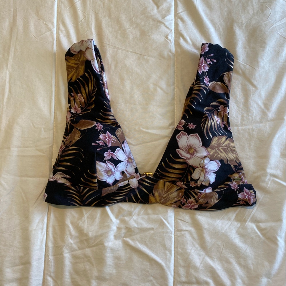 RipCurl Playabella bikini top